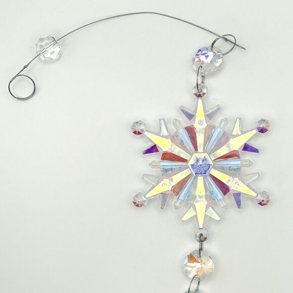 Winter Wonderland Iridescent Snowflake Crystal Prism Suncatcher Sun Hanging New - Picture 4 of 6